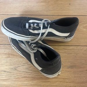 BLACK AND WHITE VANS